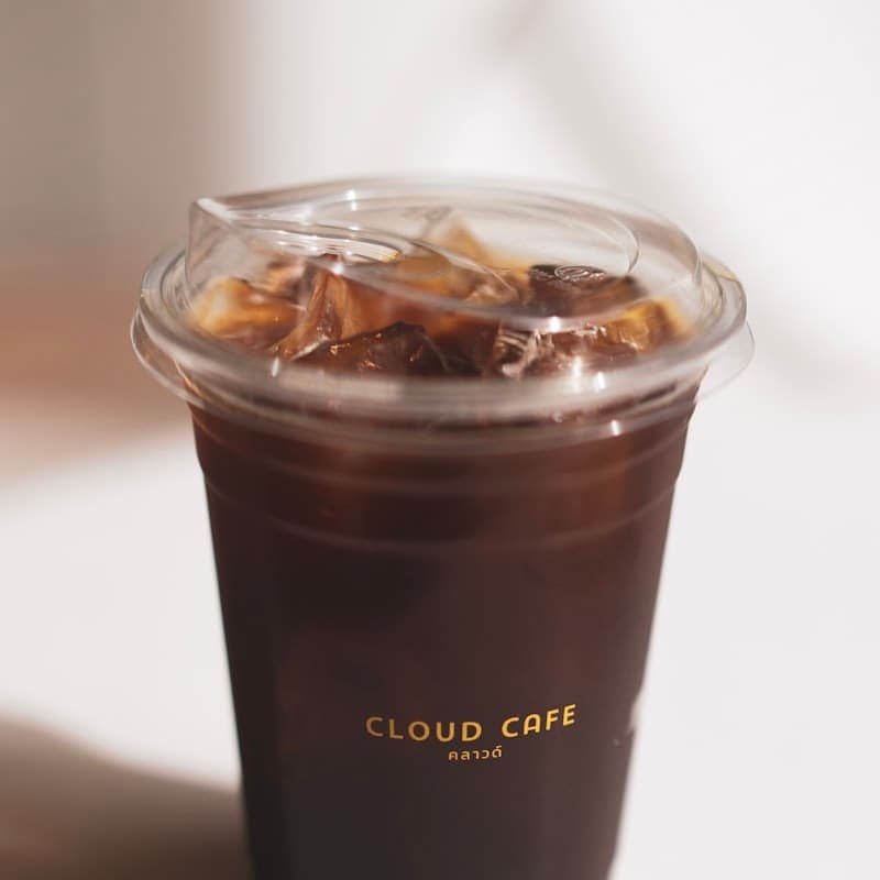 Americano nóng